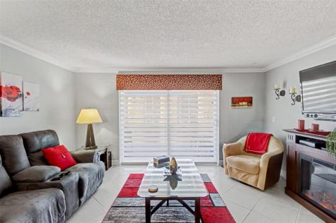 301 SE 3rd Street Dania Beach FL 33004