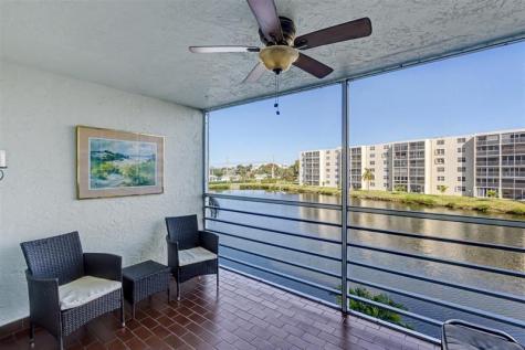 301 SE 3rd Street Dania Beach FL 33004