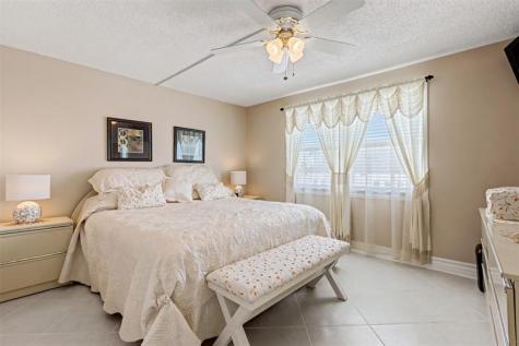 301 SE 3rd Street Dania Beach FL 33004
