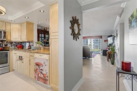 301 SE 3rd Street Dania Beach FL 33004