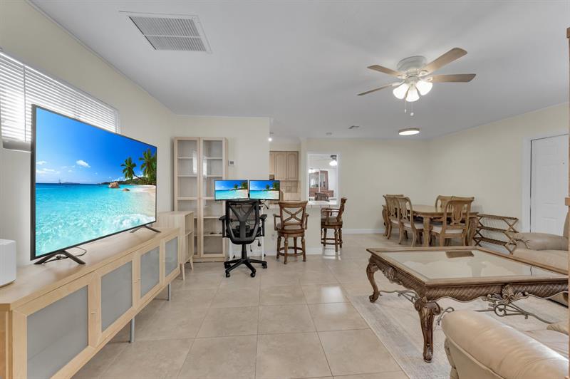 27 Crossings Circle Boynton Beach FL 33435