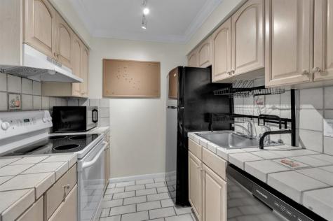 27 Crossings Circle Boynton Beach FL 33435