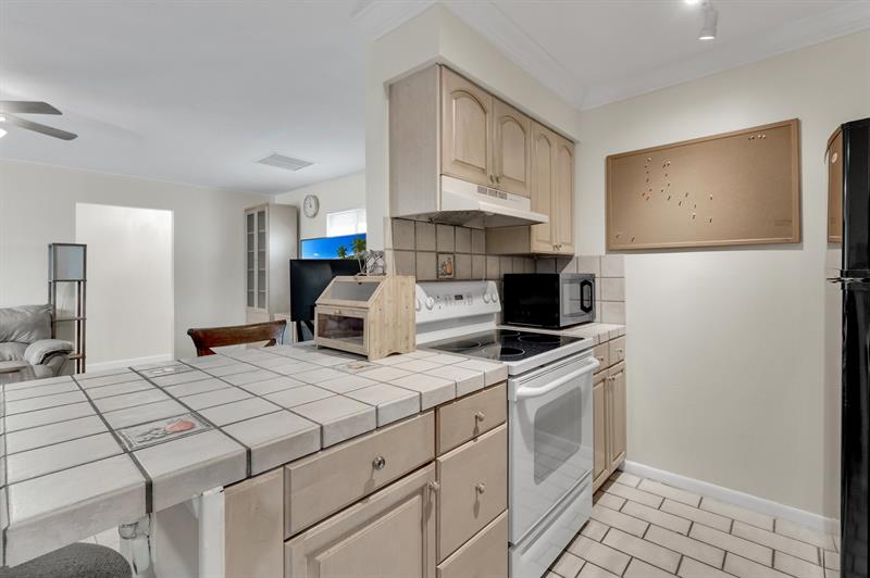 27 Crossings Circle Boynton Beach FL 33435