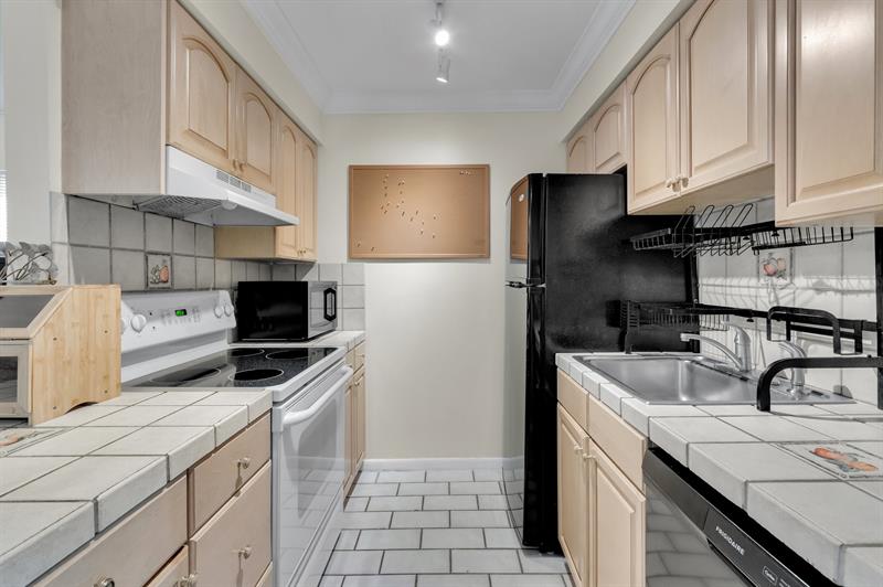 27 Crossings Circle Boynton Beach FL 33435