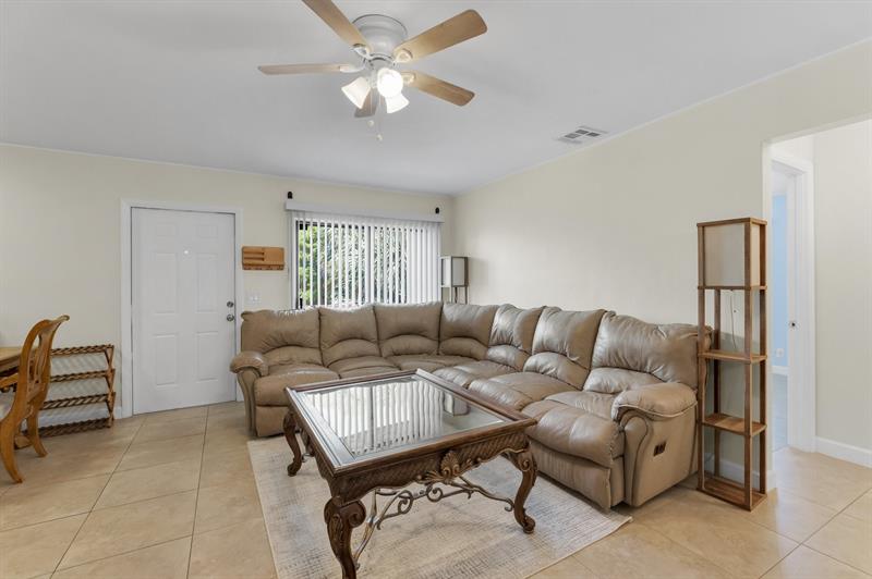27 Crossings Circle Boynton Beach FL 33435
