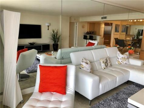 1 Las Olas Circle Fort Lauderdale FL 33316