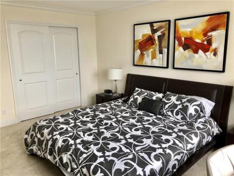 1 Las Olas Circle Fort Lauderdale FL 33316
