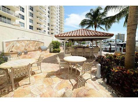 1 Las Olas Circle Fort Lauderdale FL 33316