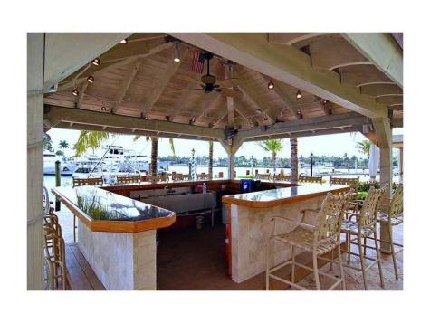1 Las Olas Circle Fort Lauderdale FL 33316