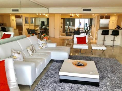 1 Las Olas Circle Fort Lauderdale FL 33316