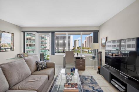 3233 NE 34th Street Fort Lauderdale FL 33308