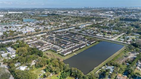 4690 Santa Cruz Way Davie FL 33314