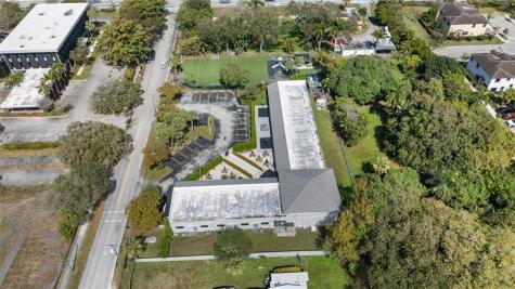 4690 Santa Cruz Way Davie FL 33314