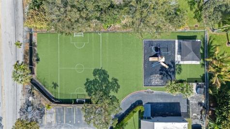 4690 Santa Cruz Way Davie FL 33314