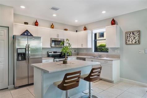 4690 Santa Cruz Way Davie FL 33314
