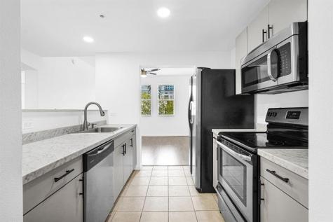 533 NE 3rd Avenue Fort Lauderdale FL 33301