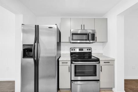 533 NE 3rd Avenue Fort Lauderdale FL 33301