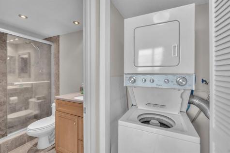 605 Oaks Drive Pompano Beach FL 33069