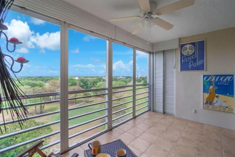 605 Oaks Drive Pompano Beach FL 33069
