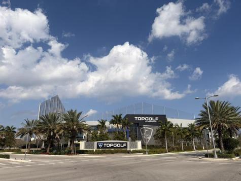 605 Oaks Drive Pompano Beach FL 33069