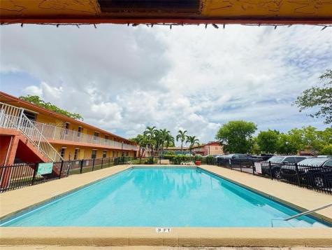 101 NE 41st Street Oakland Park FL 33334