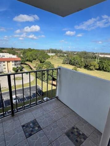 4164 Inverrary Drive Lauderhill FL 33319