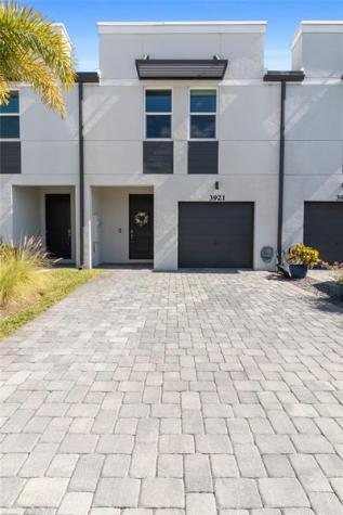 3921 SE Mentmore Lane Stuart FL 34997