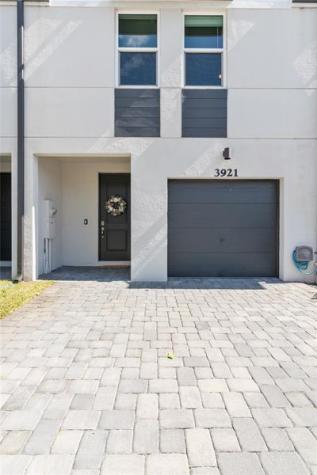 3921 SE Mentmore Lane Stuart FL 34997