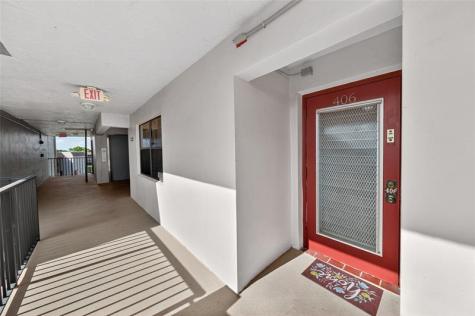 10145 Sunrise Lakes Boulevard Sunrise FL 33322