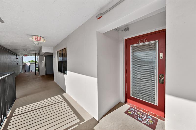 10145 Sunrise Lakes Boulevard Sunrise FL 33322