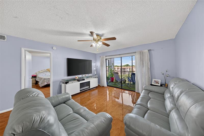 10145 Sunrise Lakes Boulevard Sunrise FL 33322