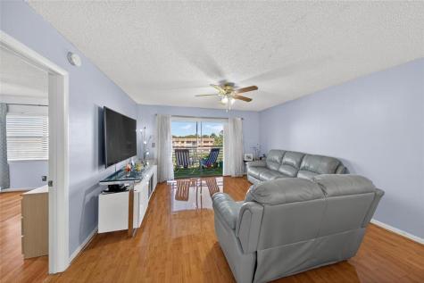 10145 Sunrise Lakes Boulevard Sunrise FL 33322