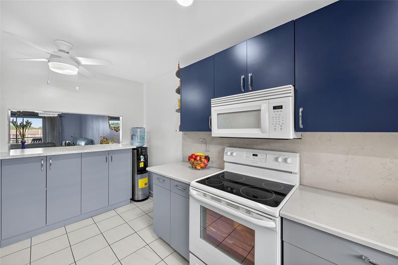 10145 Sunrise Lakes Boulevard Sunrise FL 33322