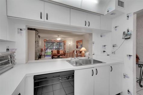 10368 NW 24th Place Sunrise FL 33322
