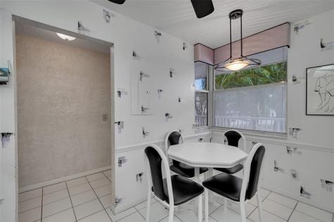10368 NW 24th Place Sunrise FL 33322