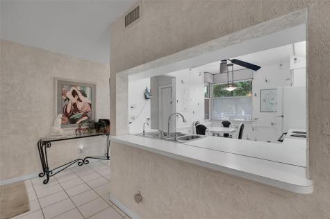 10368 NW 24th Place Sunrise FL 33322