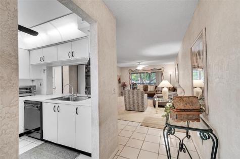 10368 NW 24th Place Sunrise FL 33322