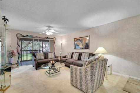 10368 NW 24th Place Sunrise FL 33322