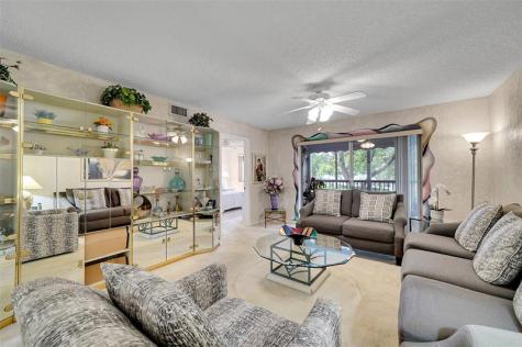 10368 NW 24th Place Sunrise FL 33322