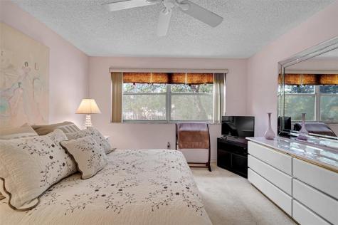 10368 NW 24th Place Sunrise FL 33322