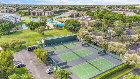 10368 NW 24th Place Sunrise FL 33322