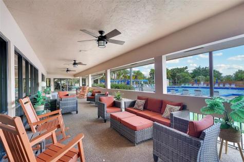 10368 NW 24th Place Sunrise FL 33322