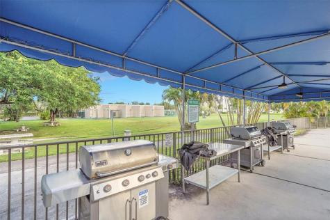 10368 NW 24th Place Sunrise FL 33322