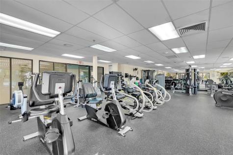 10368 NW 24th Place Sunrise FL 33322