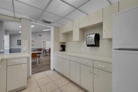 10368 NW 24th Place Sunrise FL 33322