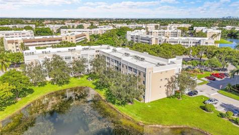 10368 NW 24th Place Sunrise FL 33322