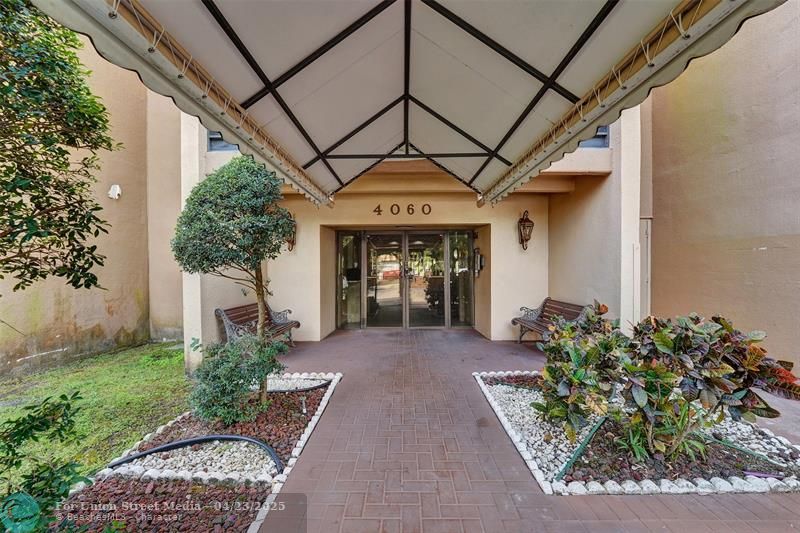 4060 N Hills Drive Hollywood FL 33021