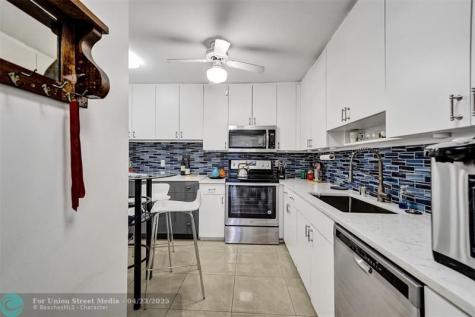 4060 N Hills Drive Hollywood FL 33021