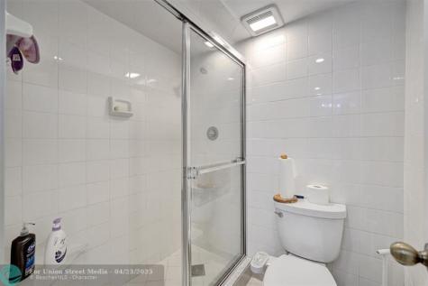 4060 N Hills Drive Hollywood FL 33021
