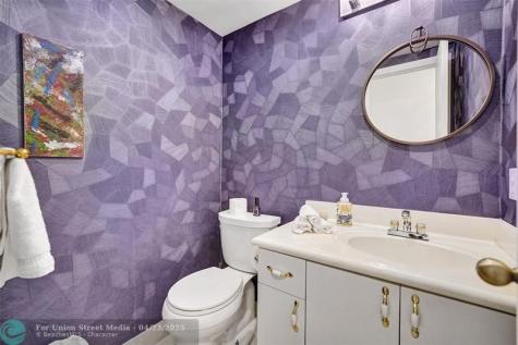 4060 N Hills Drive Hollywood FL 33021